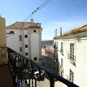 Alfama Right Point Apartment